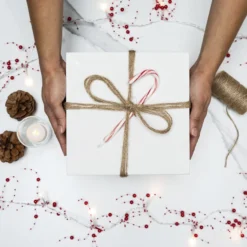 15pcs White Christmas Gift Boxes With Hemp Ropes 10 15pcs White Christmas Gift Boxes With Hemp Ropes -Christmas Favors Shop 15Pcs White Paper Gift Boxes with Hemp Ropes 3 result 600x600 1