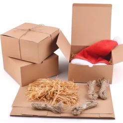 16pcs Christmas Kraft Gift Boxes With Grass Twines