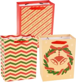 18pcs Premium Christmas Gift Bags -Christmas Favors Shop 18pcs Premium Christmas Gift Bags 5 600x641 1