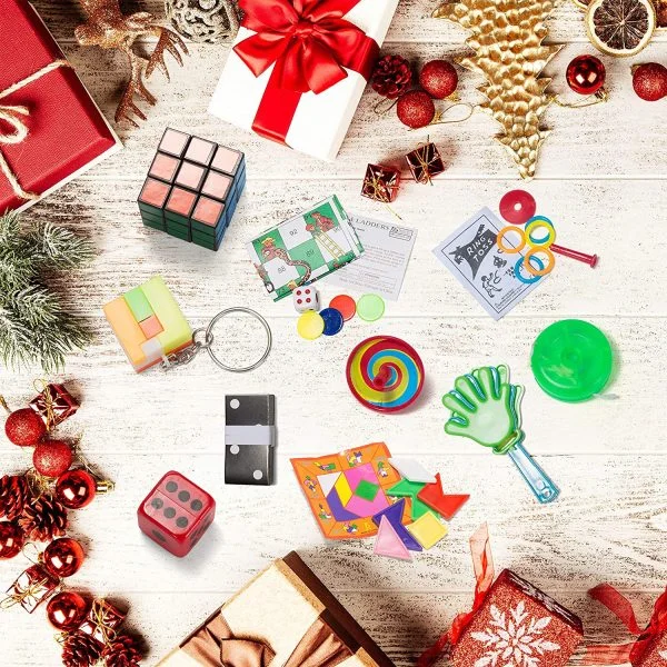 10pcs Cute Design Christmas Party Crackers 10in 6 10pcs Cute Design Christmas Party Crackers 10in - Image 4