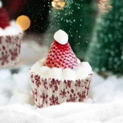 150pcs Christmas Cupcake Liners -Christmas Favors Shop Christmas Cupcake Liners 150 Pcs 6 result 600x600 1
