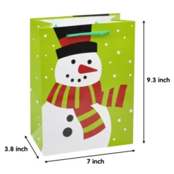 18pcs Christmas Paper Goodie Bags 13 18pcs Christmas Paper Goodie Bags -Christmas Favors Shop Christmas Gift Bags Holiday Paper Goody Bags with Handles 5 result 600x600 1