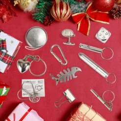 12pcs Silver Snowflakes Christmas Party Crackers 11 12pcs Silver Snowflakes Christmas Party Crackers -Christmas Favors Shop Christmas Party Table Favors Silver Snowflake 4 result 600x600 1